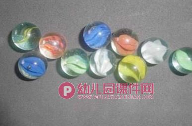 大班安全课件PPT《安安全全玩玩具》PPT课件图片