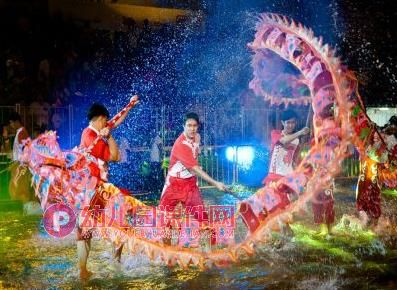 大班艺术课件PPT《舞龙》PPT课件图片