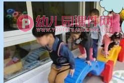 小班安全课件PPT《防摔伤》PPT课件图片