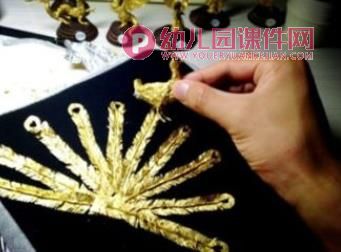 小班艺术活动课件PPT《不一样的糖纸》PPT课件图片