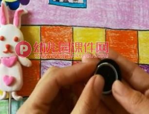 小班科学课件PPT《小兔待客（大与小）》PPT课件图片