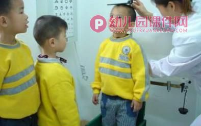 小班社会课件PPT《保健老师，您早》PPT课件图片